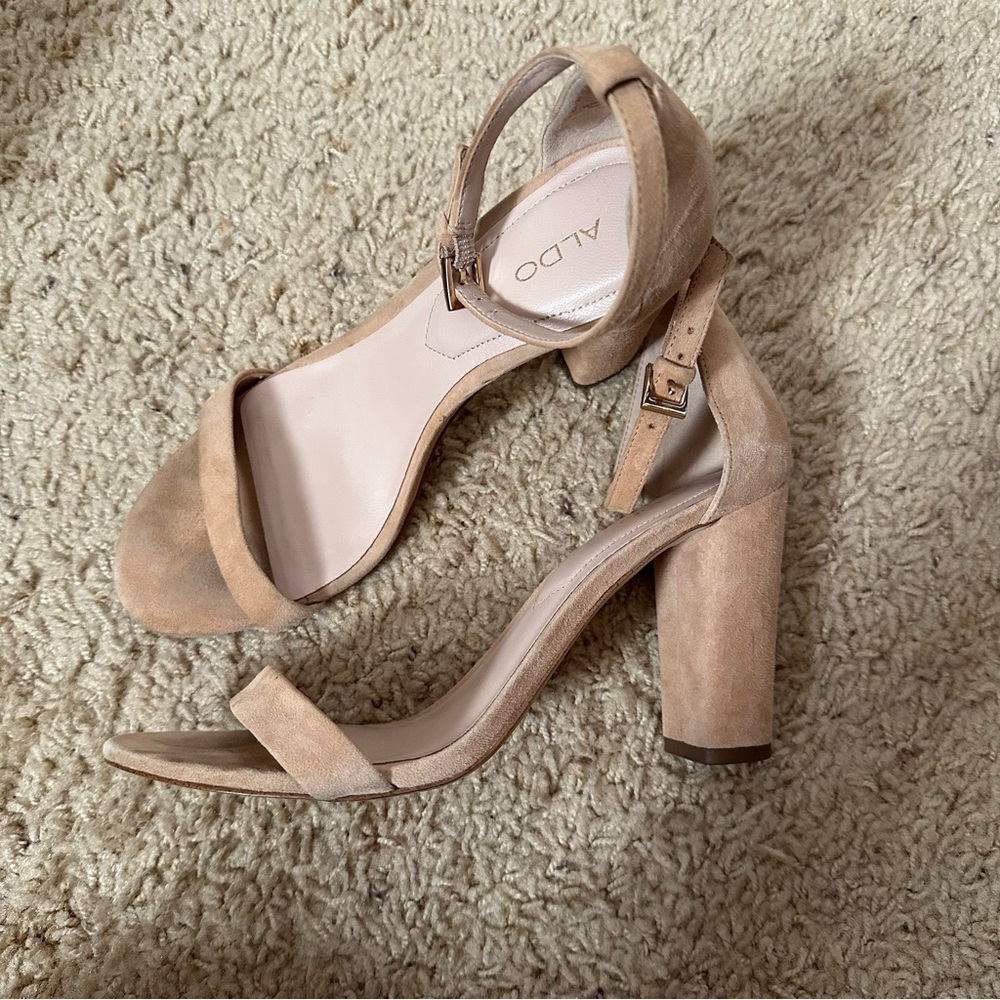 Aldo Ankle Strap Heeled Sandal Nude Size 8 (Women’s)